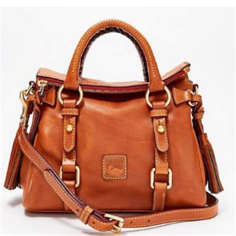 dooney bourke purse website.